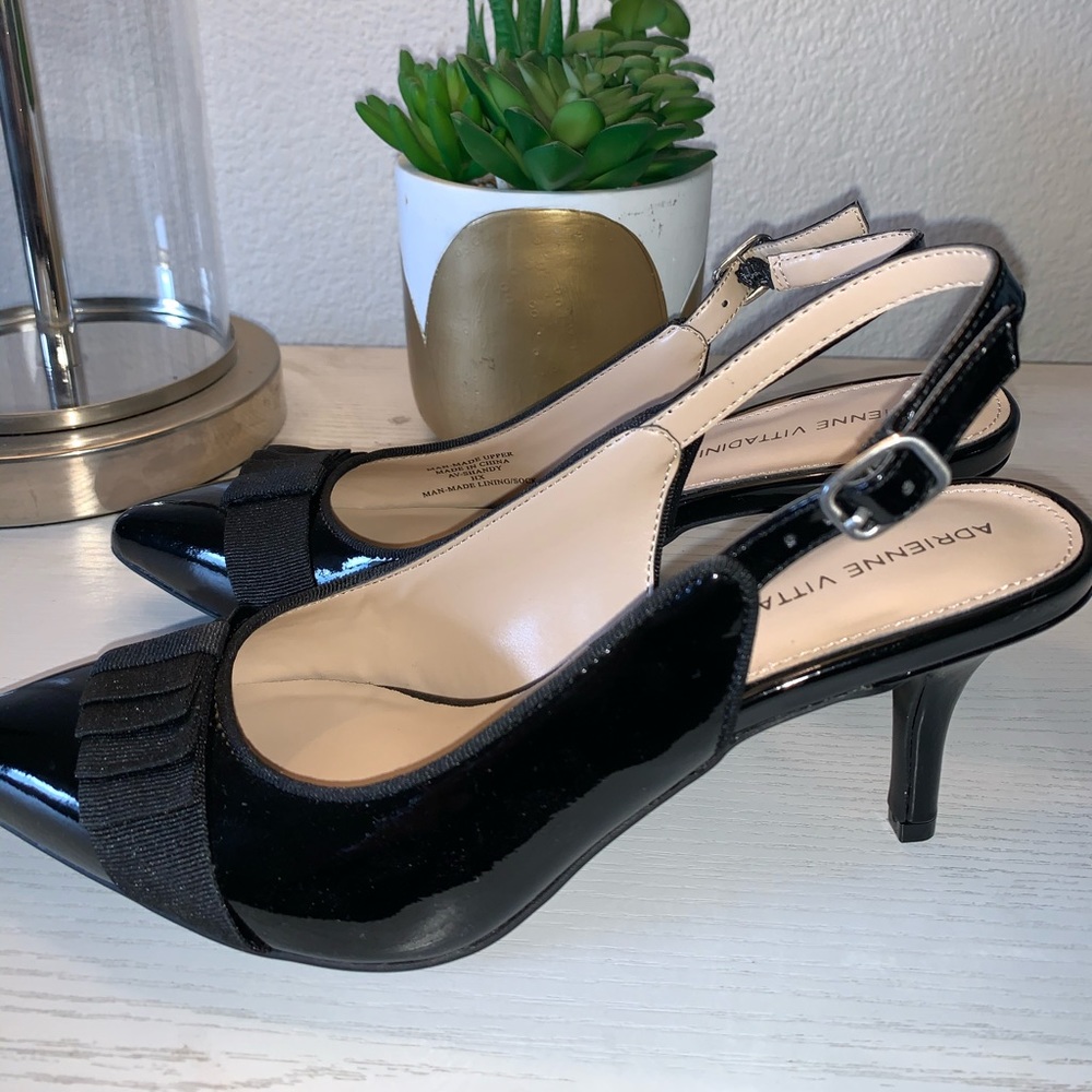 NEW BLACK ADRIENNE VITTADINI PUMPS WITH STRAP